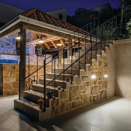 Hébergement de vacances Cozy In With House Sea View *