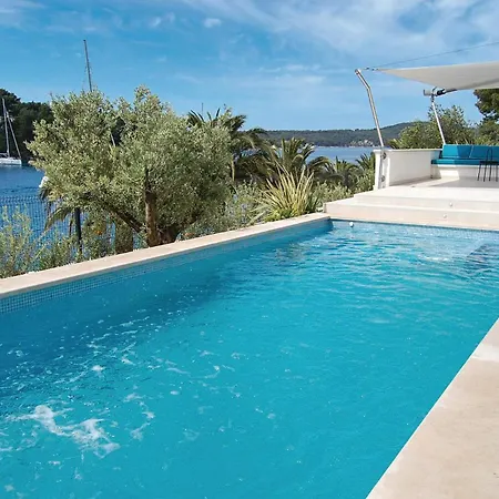 Cozy In With House Sea View Hébergement de vacances *